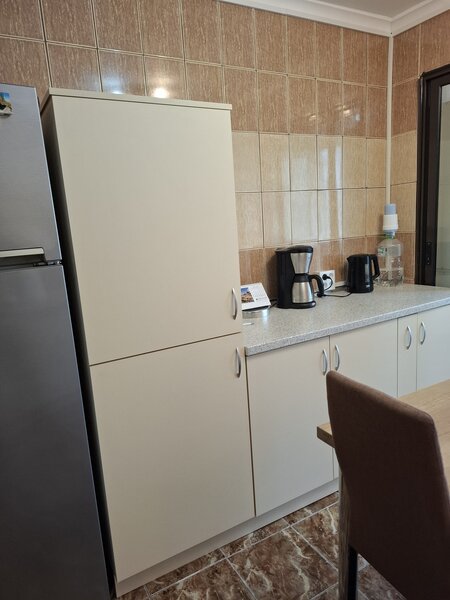 Sector 6, Ghencea, Bucuresti, capat tramvai 41, str Garleni.